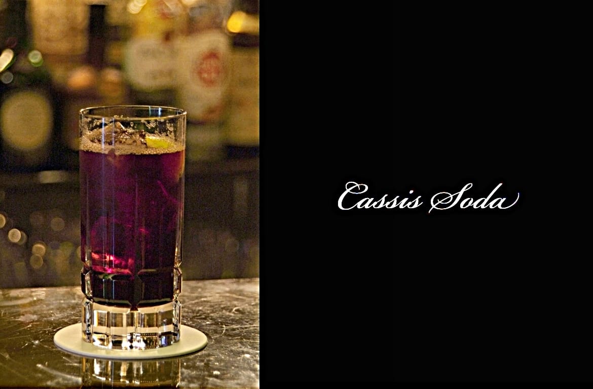 Cassis Sodaカクテル完成画像