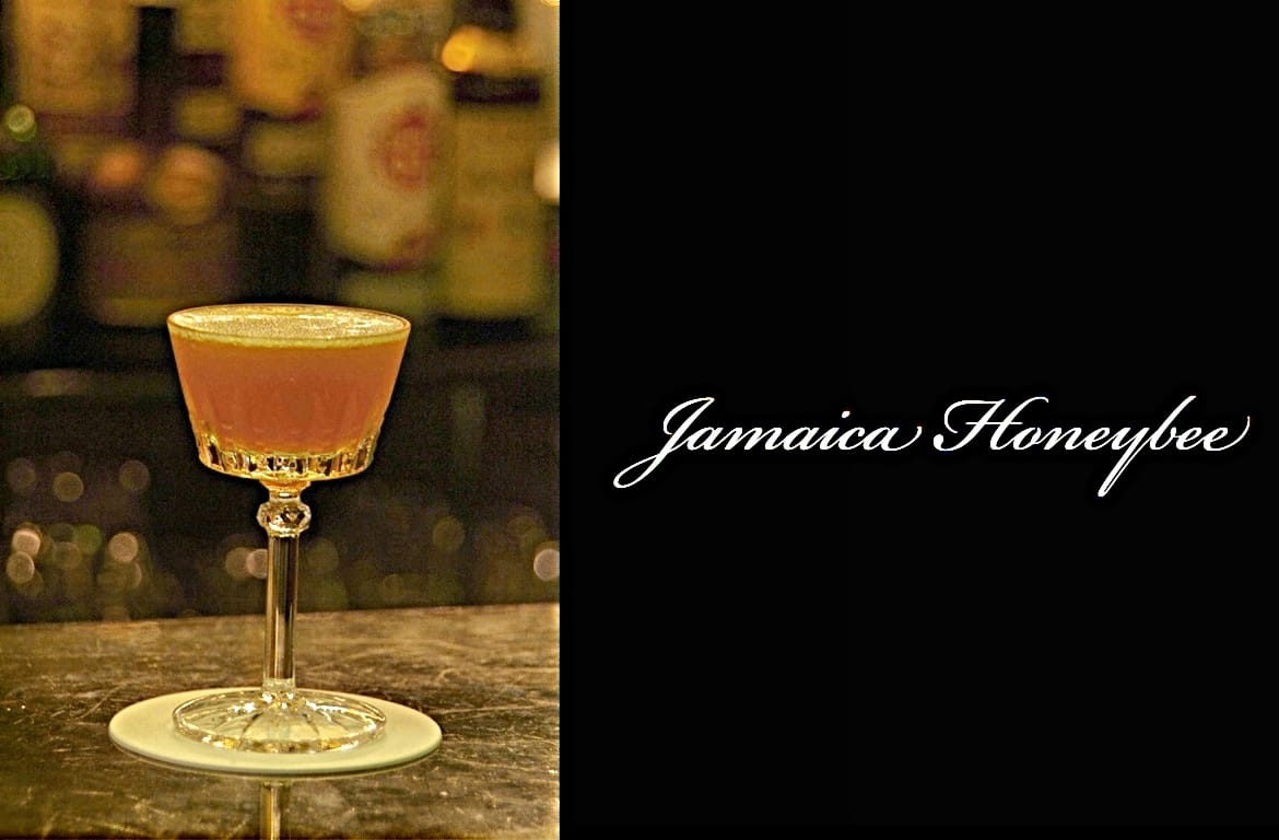 Jamaica Honeybeeカクテル完成画像